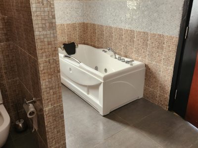Mirifiques résidences (4 pièces) , côté lagune